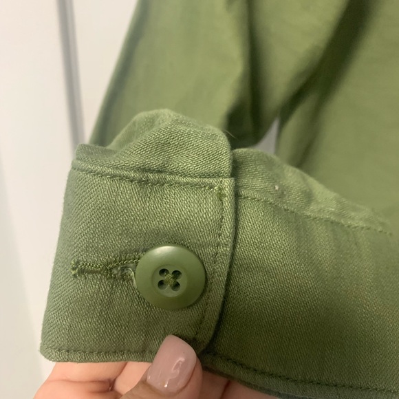 Levis Jacket /Shirt- Size Small - NWOT - Beautiful Details - Picture 9 of 9